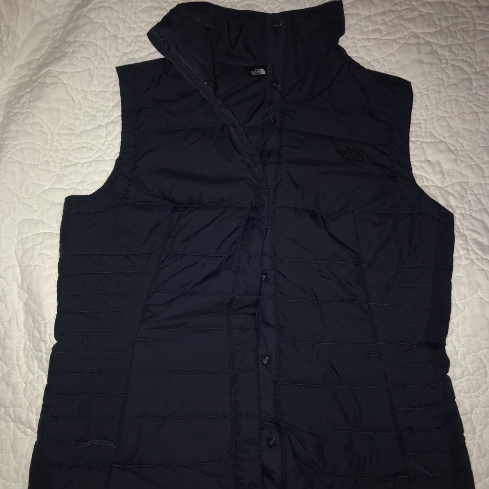 Women’s North Face vest